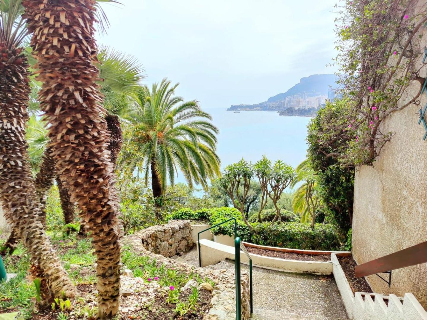 Le Coq Massolin Roquebrune-Cap-Martin Exterior photo
